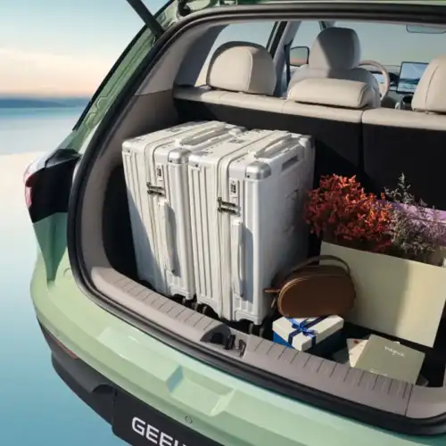 Geely e2